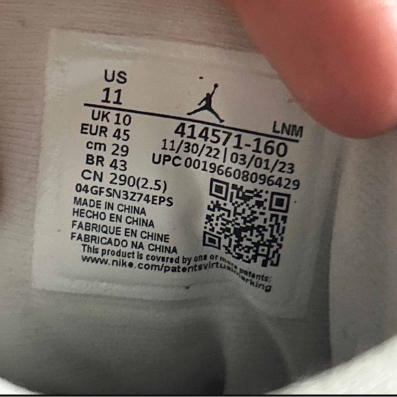 Jordan Retro 13 ‘White Wolf Grey’ - Picture 4 of 5